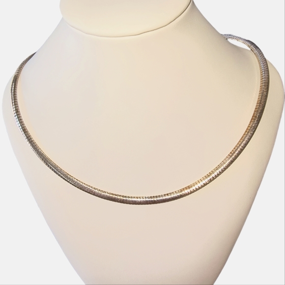 Vintage Sterling Silver Italian 18 Inch Omega Chain Necklace - Picture 5 of 10